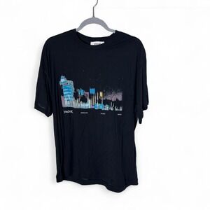 Yague Studios black graphic tee with city skyline design #graphictee #cityscape